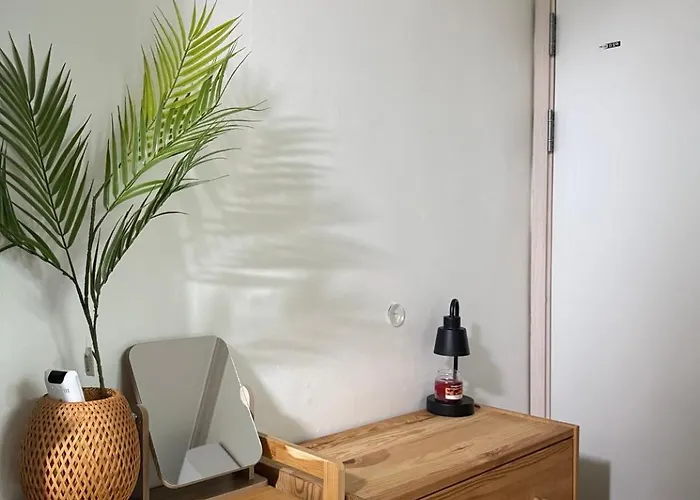 Alto 201 Apartment *